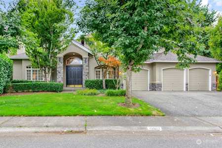 26607 SE 18th St Sammamish, WA 98075