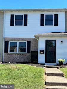 439 Colonial Dr East Greenville, PA 18041