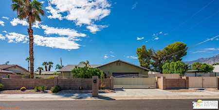 2801 E San Angelo Rd Palm Springs, CA 92262