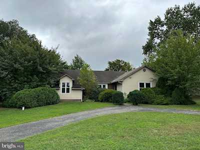 649 Wilby Rd Sicklerville, NJ 08081