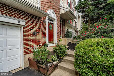 38 Graymont Circle Collegeville, PA 19426