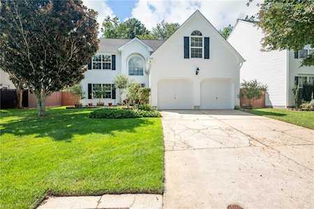 2548 Mulberry Loop Virginia Beach, VA 23456