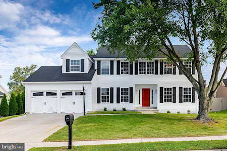 43 Spring Mill Dr Sewell, NJ 08080