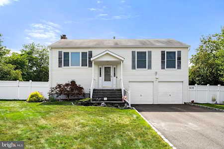 908 Revere Ct Toms River, NJ 08753