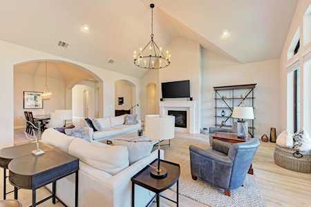 101 Kellogg LN Bastrop, TX 78602