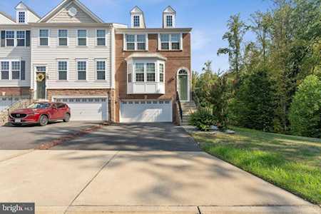 1740 Hartfield Ct Woodbridge, VA 22191