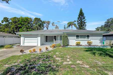 2168 Poinciana Dr Clearwater, FL 33760