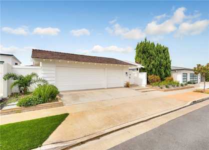 1233 Outrigger Dr Corona Del Mar, CA 92625