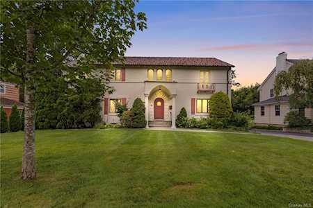 23 Dupont Ave White Plains, NY 10605