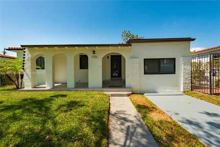 1960 SW 33rd Ct Miami, FL 33145