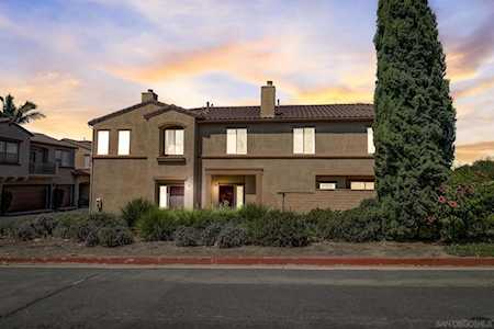 4474 Brisbane Way #2 Oceanside, CA 92058