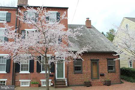 122 E 2nd St New Castle, DE 19720