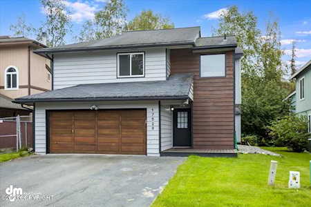 17520 Beaujolais Dr Eagle River, AK 99577