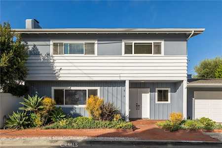 2701 N Valley Dr Manhattan Beach, CA 90266