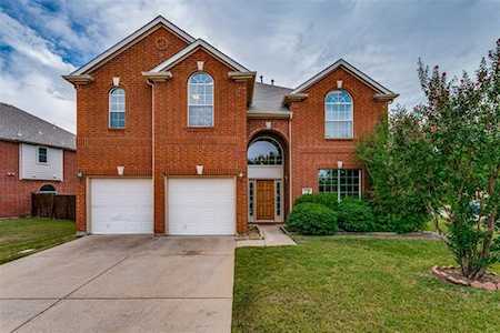 2700 Thorncreek Lane Fort Worth, TX 76177