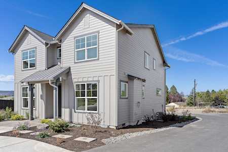 2864 NE Luersen Place Bend, OR 97701