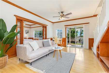 94-730 Lumiauau Street #HH1 Waipahu, HI 96797