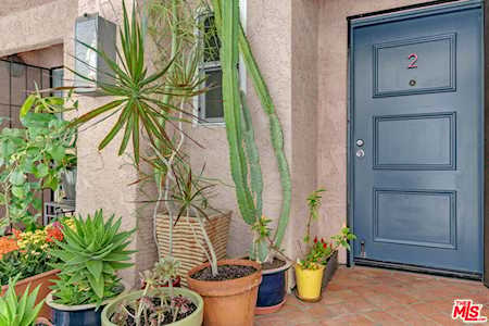 4424 Coldwater Canyon Ave #2 Studio City, CA 91604
