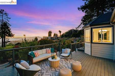 929 Shevlin Dr El Cerrito, CA 94530