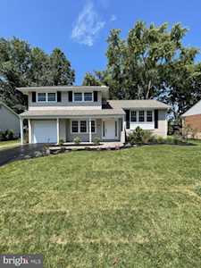 565 Hemingway Dr Hockessin, DE 19707
