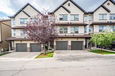 28 Heritage Dr #77 Cochrane, AB T4C 0J9