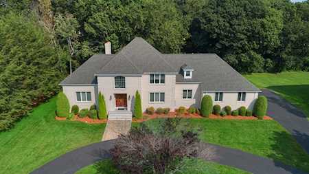 19 Socrates Way Winchester, MA 01890