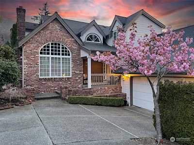 6807 117th Ave NE Kirkland, WA 98033