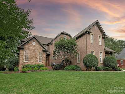 1814 Therrell Farms Rd Waxhaw, NC 28173