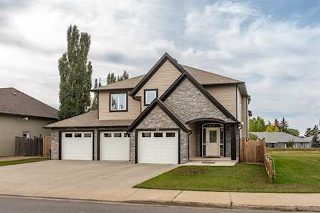 14 Thomas Dr Strathmore, AB T1P1C2