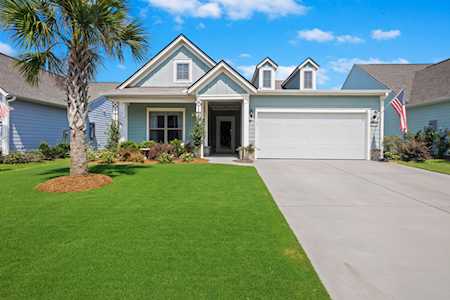 6054 Wilkes Pond Drive Hollywood, SC 29449