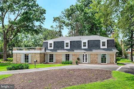 9516 Ferry Harbour Ct Alexandria, VA 22309