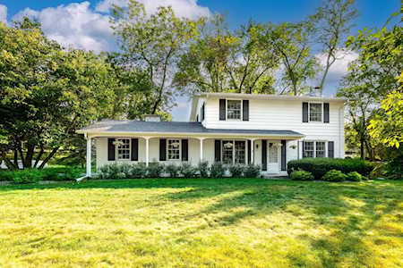 4210 Queens Way Minnetonka, MN 55345
