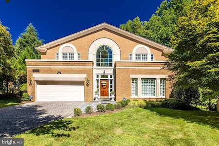10001 Chartwell Manor Ct Potomac, MD 20854