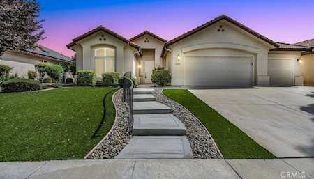 2008 Snowdrop Dr Bakersfield, CA 93311
