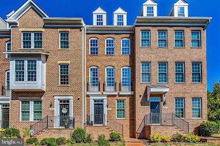 287 Train Whistle Terrace SE Leesburg, VA 20175