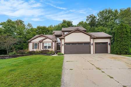 11360 Matthew Ln Hartland Twp, MI 48353