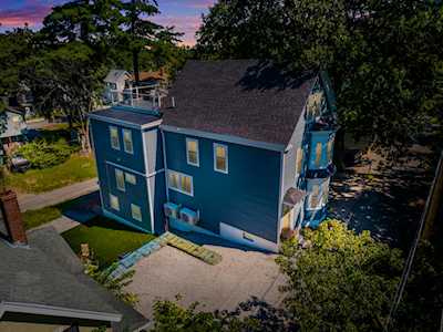 18 Wesley Ave Old Orchard Beach, ME 04064