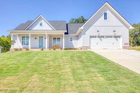 5731 Mountain Vista Ln Maryville, TN 37804