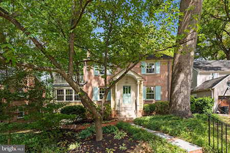 5423 Harwood Rd Bethesda, MD 20814