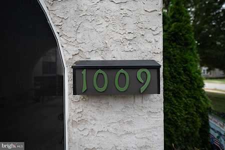 1009 Lindale Ave Drexel Hill, PA 19026