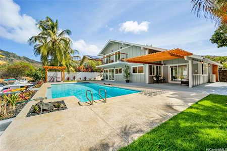 6847 Niumalu Loop Honolulu, HI 96825