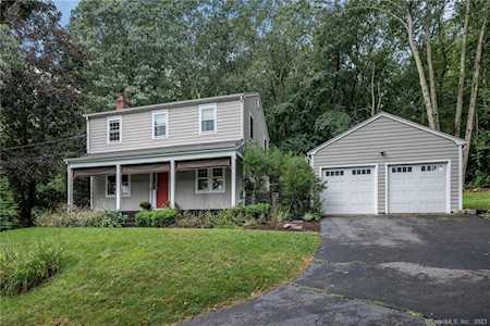 10 Heritage Rd East Lyme, CT 06333