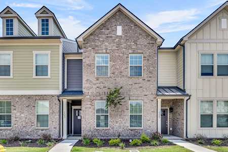 103 Floyd Junction Lebanon, TN 37087