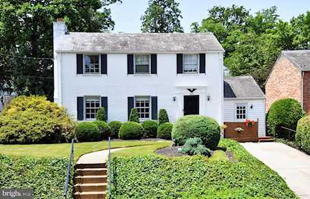 8518 Hazelwood Dr Bethesda, MD 20814