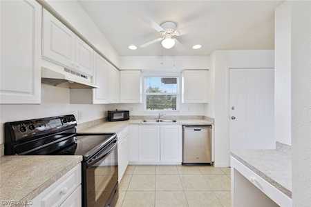 3752 Santa Barbara Blvd #202 Cape Coral, FL 33914