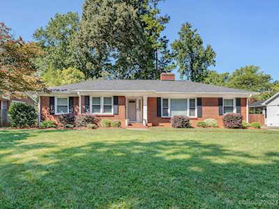 5420 Valley Forge Rd Charlotte, NC 28210