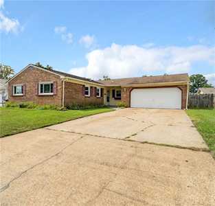 1257 Gladiola Cres Virginia Beach, VA 23453