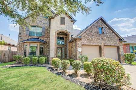 4411 Enchanted Spring Ct Sugar Land, TX 77479