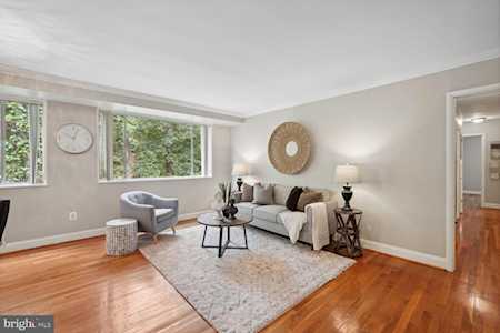 10423 Montrose Ave #203 Bethesda, MD 20814