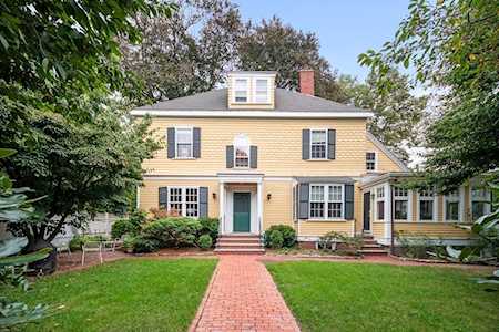 233 Brattle Street Cambridge, MA 02138